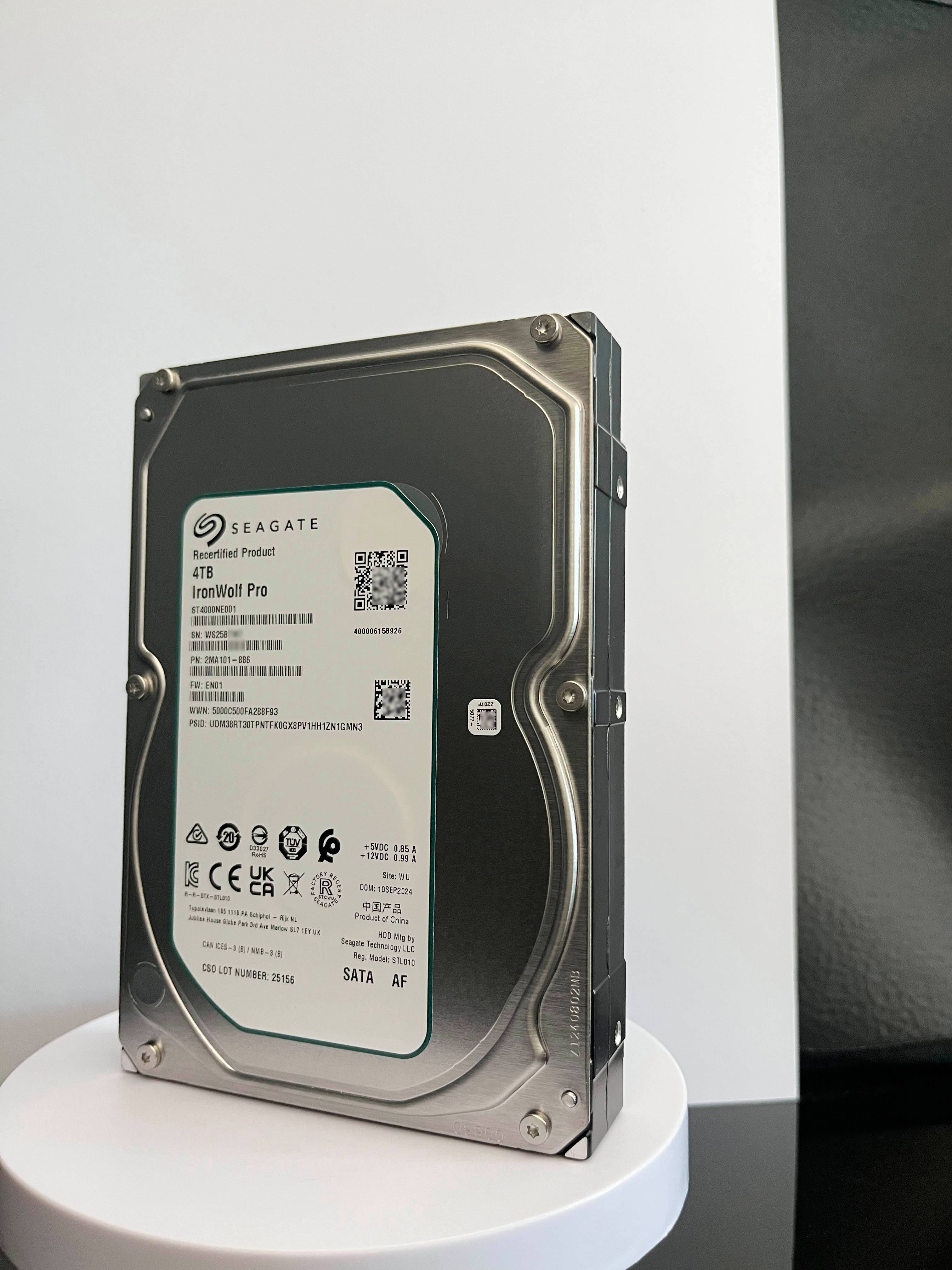 监控设备的硬盘一般装在哪个位置